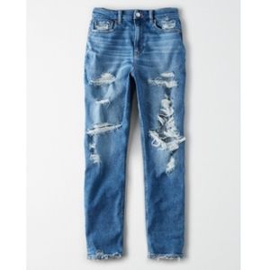 AE STRETCH CURVY MOM JEAN